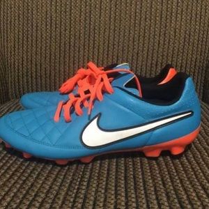 Nike Tiempo Soccer Shoes